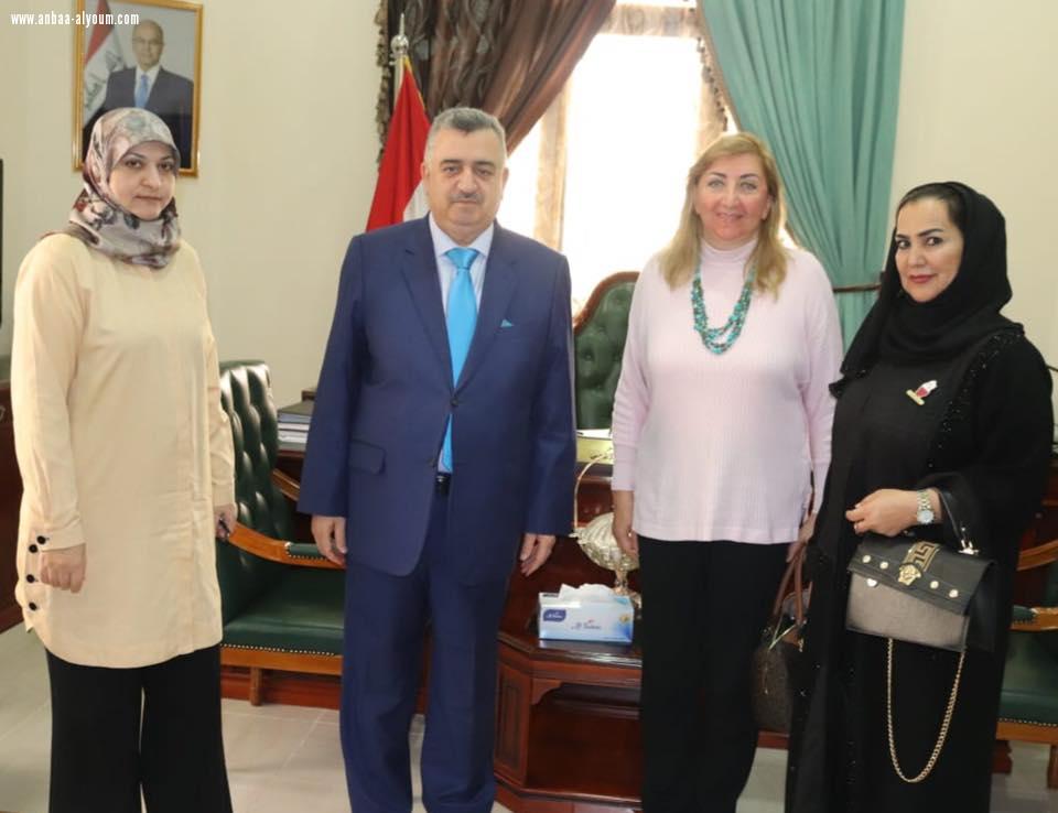 استقبل السفير عمر البرزنجي في مقر السفارة الدكتورة شذى فرج والكاتبة القطرية مها احمد لبحث سبل التعاون في المجالات الفنية والادبية